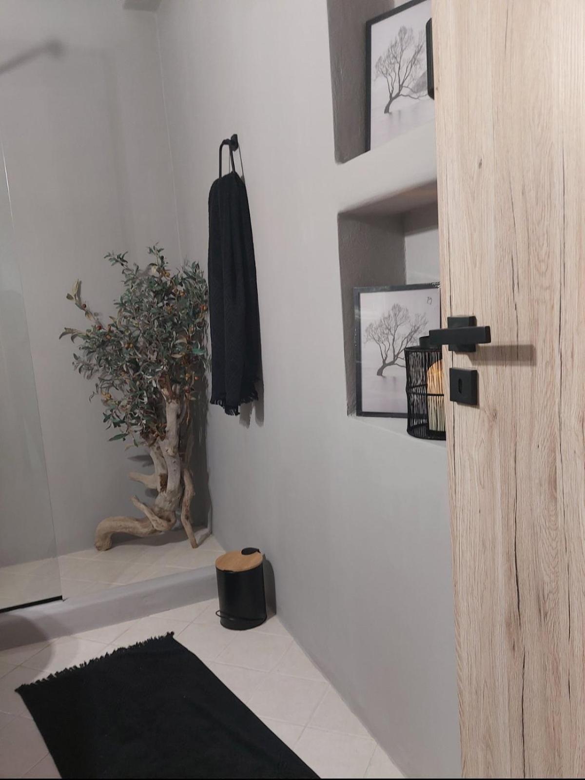 Horizon View Arnados Apartment Luaran gambar