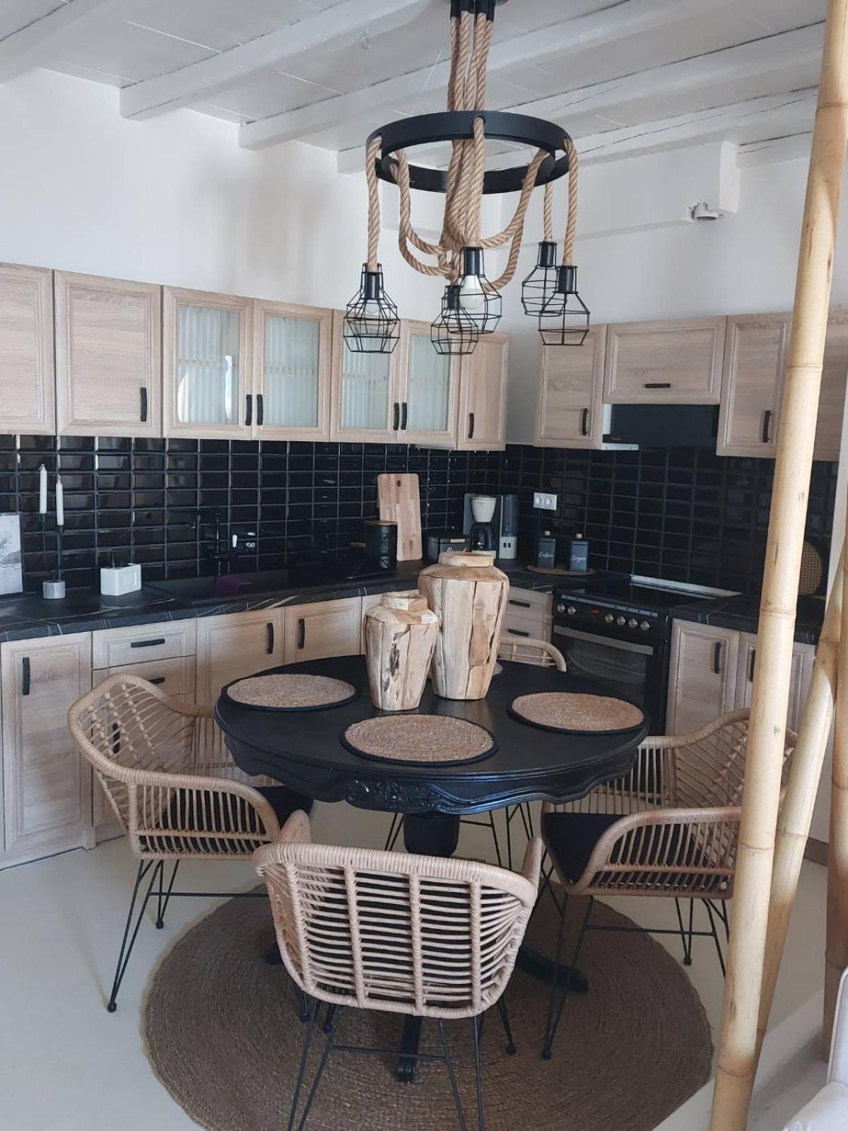 Horizon View Arnados Apartment Luaran gambar